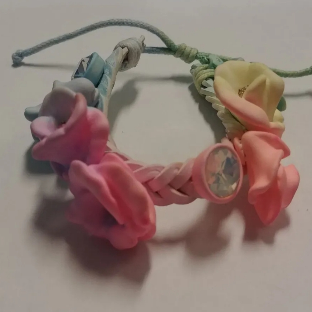 J.Crew Brulee brûlée Pastel Neon Rainbow Iridescent Crystal Floral Bracelet B